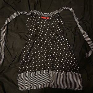 Women’s “ELLE” dress shirt Color: Black/White Size: Medium